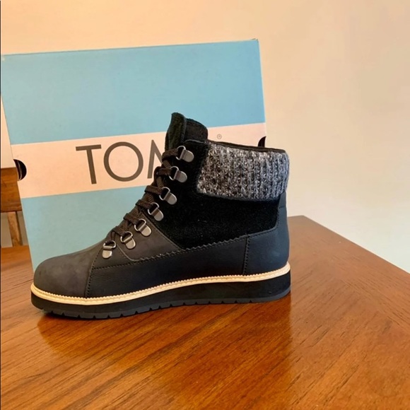 TOMS Mesa Boots - Picture 7 of 8